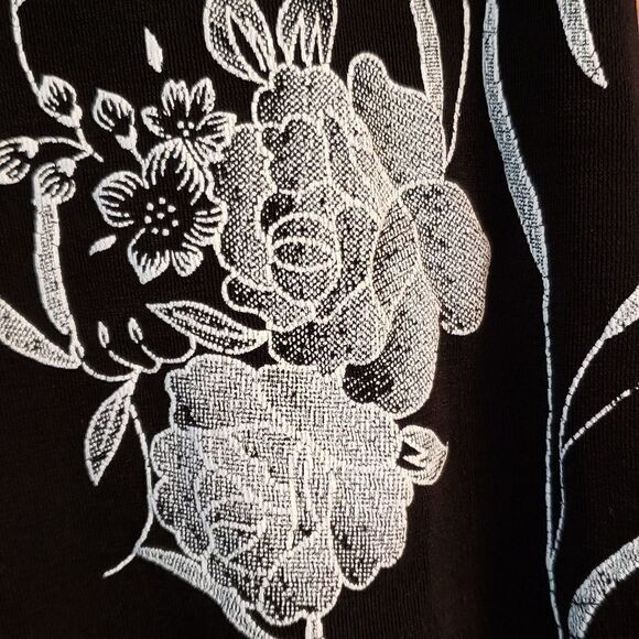 Stunning 2 Pc. Floor Length Floral Skirt and Top - Ladies Sz M - Picture 8 of 8